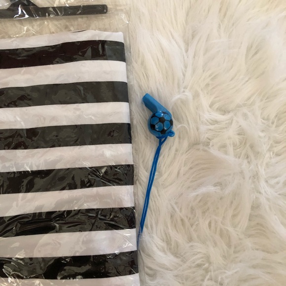 NWT ⚽️ MENS 2 PIECE REF COSTUME 🏈 - Picture 4 of 5